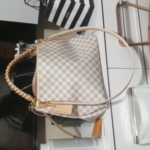 COPY - Louis vuttion beaubourg mm